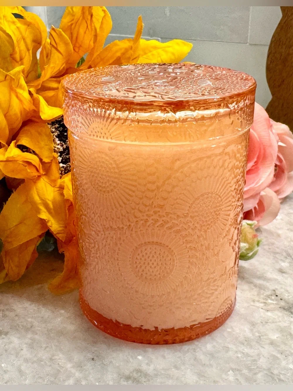 New VOLUSPA Single 1-Wick Kalahari Watermelon Candle 5.5oz - Fresh Summer Scent!
